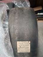 295/680-19, C88 Pirelli Slicks